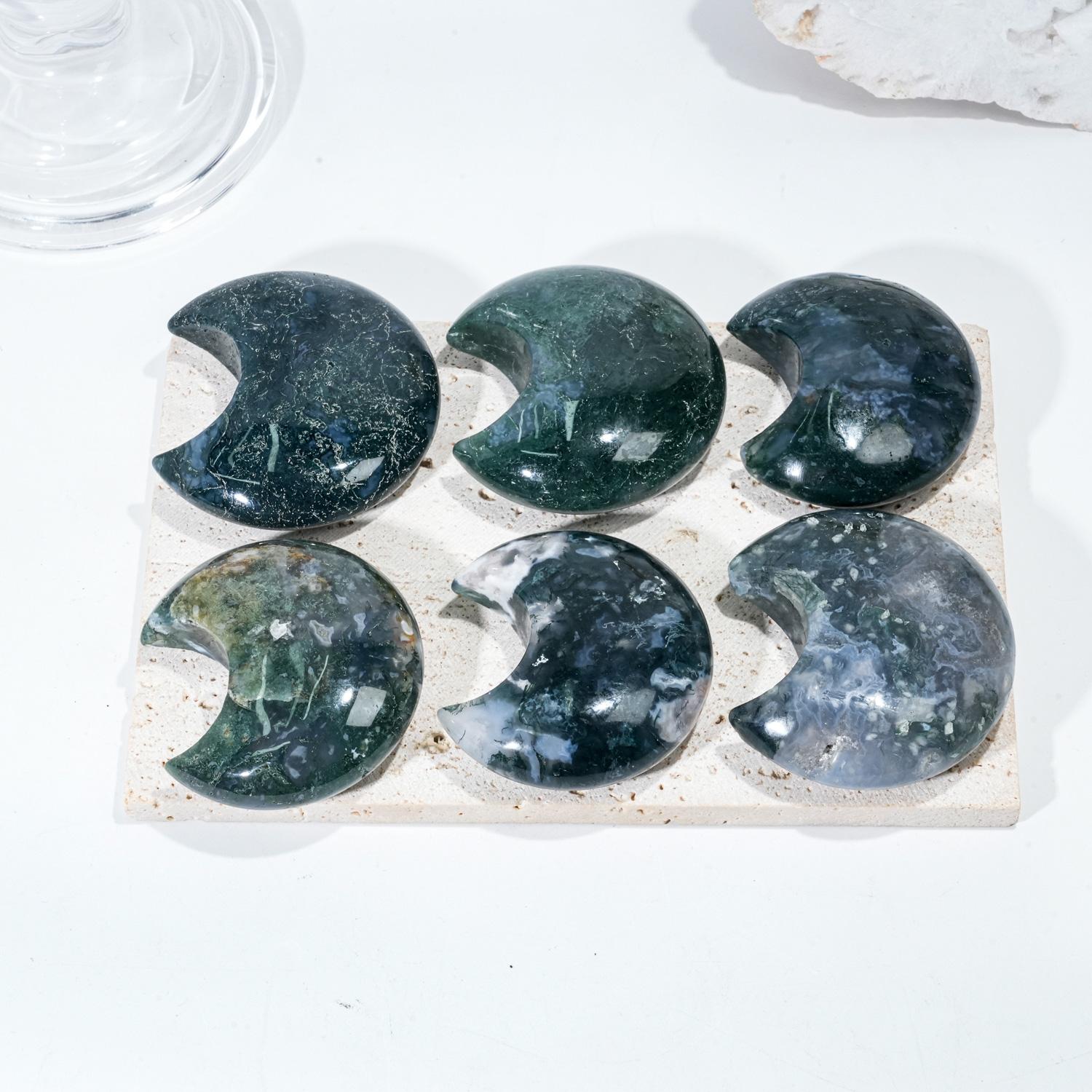 Natural Spiritual Meditation Crystal Craft Aquatic Agate Moss Agate Moon Shape Natural Moss Agate Decoration Gift (dark green,5~6cm) темно-зеленого