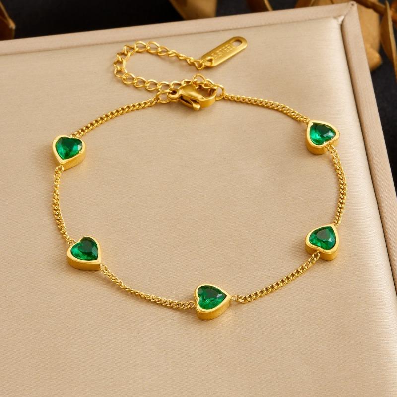 Позолоченный браслет-цепочка с изумрудным кубическим цирконием в форме сердца зелёный