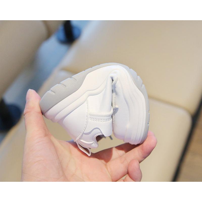 Children’s White Sneakers, Spring/Autumn New Arrival, Boys’ Lightweight Sports Shoes, Girls’ Casual Skate Shoes, Soft-Soled Baby Flats