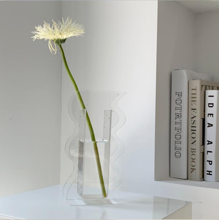 Ins-Stil Acrylvase Kreative Kunst Wellige Blume Hydroponische Blumenanordnung Tischdekoration Transparente Vase