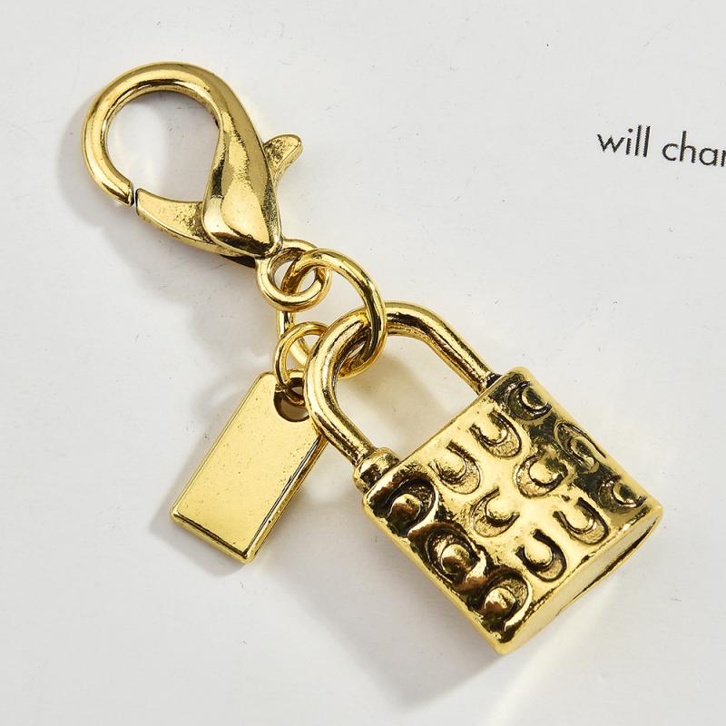 Exquisite Heart Letter Keychain For Women Bag Pendant Car Keyring Creative  Backpack Charm Decoration Accessories Gifts