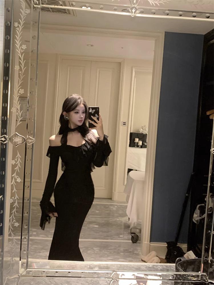 Elegant 2026 French Hepburn Black One-Shoulder Long Dress for Women - High-End Sexy Bodycon Gown for Spring and Autumn