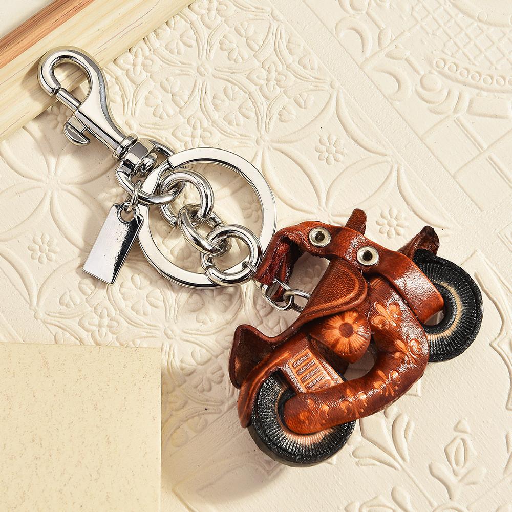 Vintage Leather Motorcycle Keychain With Handcrafted Finish For Bag Decoration And Cool Style