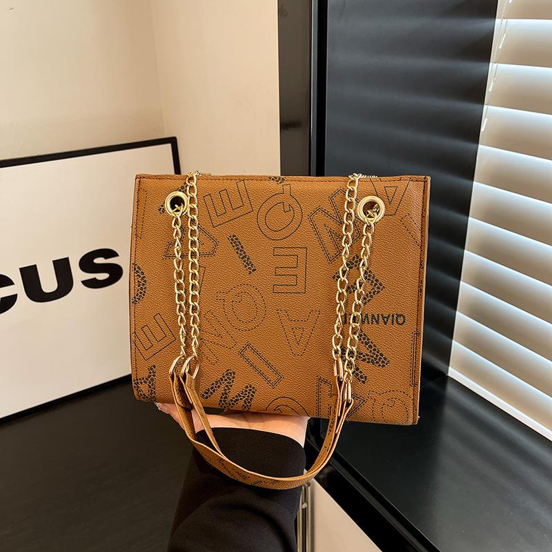 

2025 новая женская сумка модная ретро с принтом повседневная на плечо простая сумка-тоут большой вместимости сумка на цепочке хаки