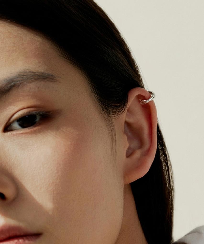 Silvertag Sie-26Ss5 925 Silver Holly Ear Cuff