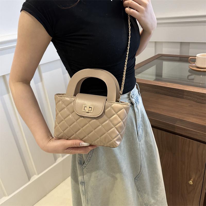 Chic Small Square Pu Bag For Women Fashionable For Spring Summer 2024 Daily Use
