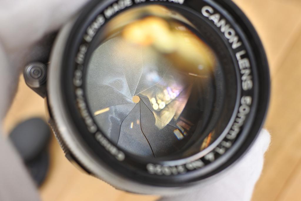 Canon 50mm F/1.4 LTM (L39 Screw Mount) – Used / Needs Maintenance