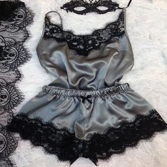 Set Canotta e Pantaloncini con Spalline Sottili e Dettagli in Pizzo, Raso Imitazione, Scollo a V Senza Maniche, Pigiama per la Notte di Nozze