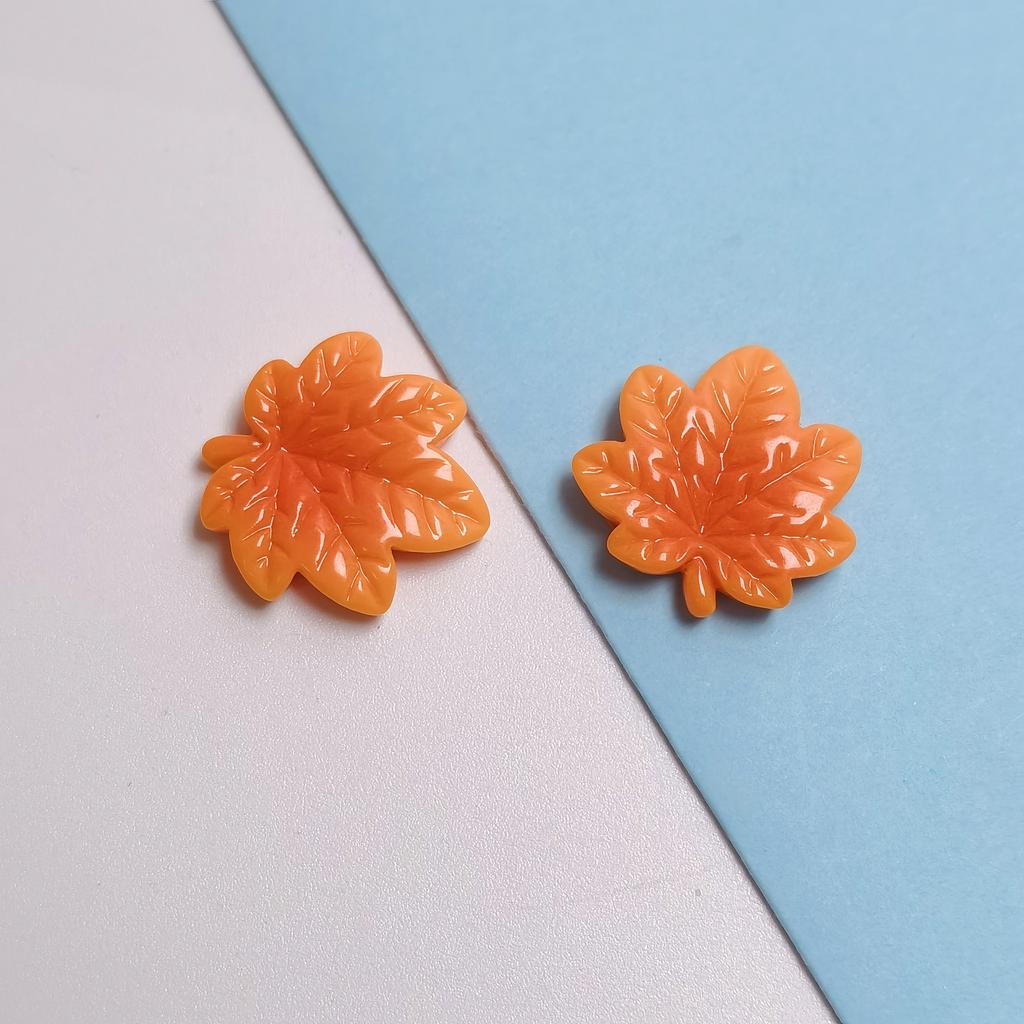 100Pcs Resin Tropical Leaves Flatback Resin Cabochons Colorful Leaf Slime Charms Beads Embellishments for Scrapbooking Decor