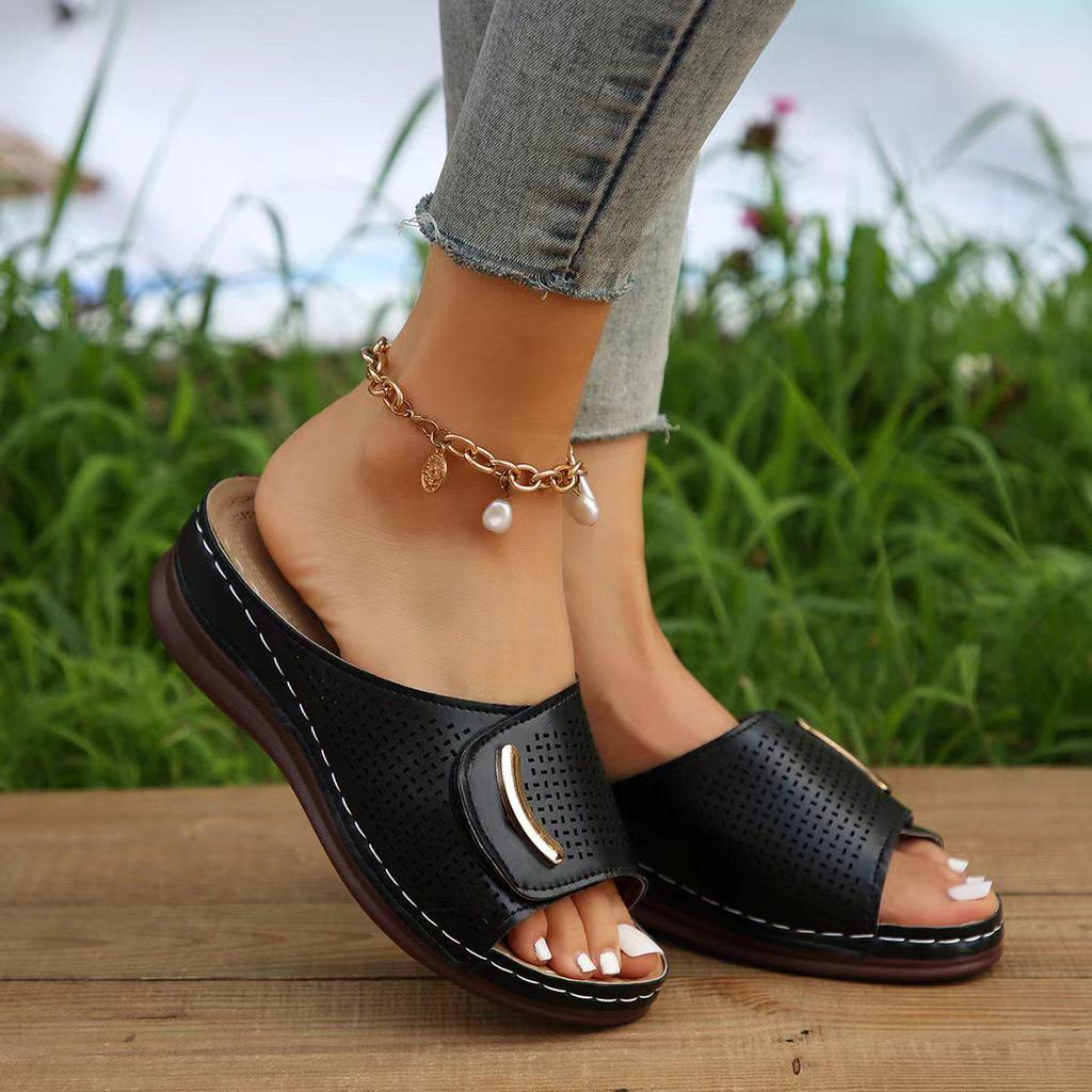 2023 European & American Plus Size PU Leather Wedge Slippers with Round Head & Buckle for Women