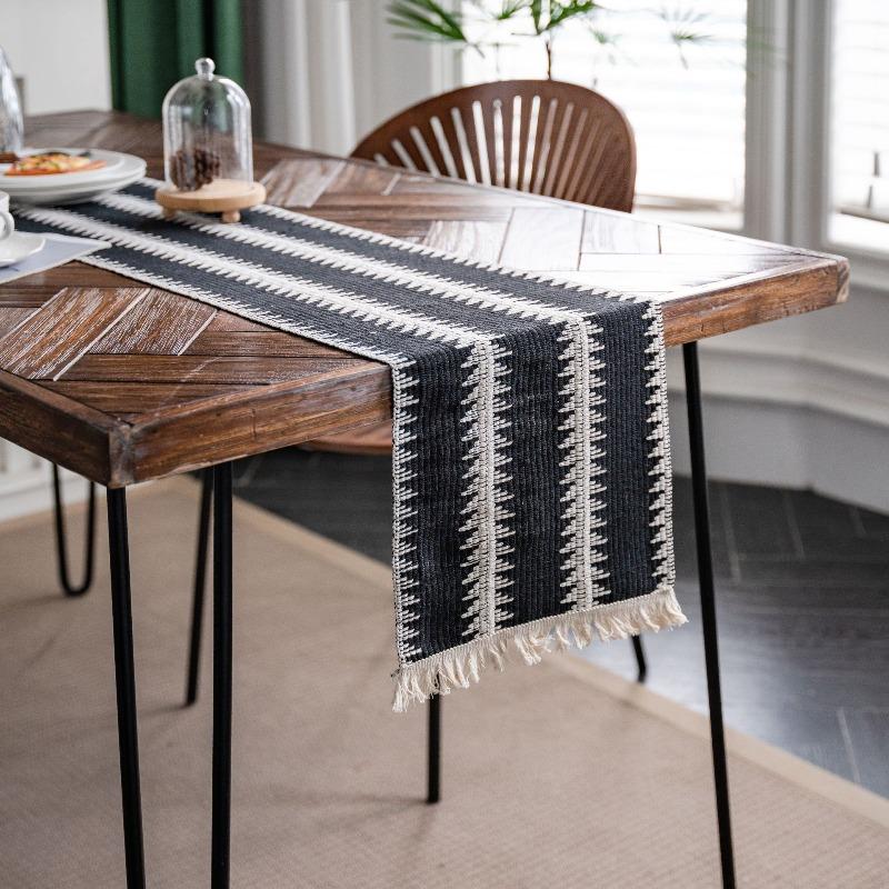 Home Cotton Hemp Splicing Table Flag Double Color Weaving Tassel Table Flag Tablecloth Desktop Atmosphere Decorative Fabric