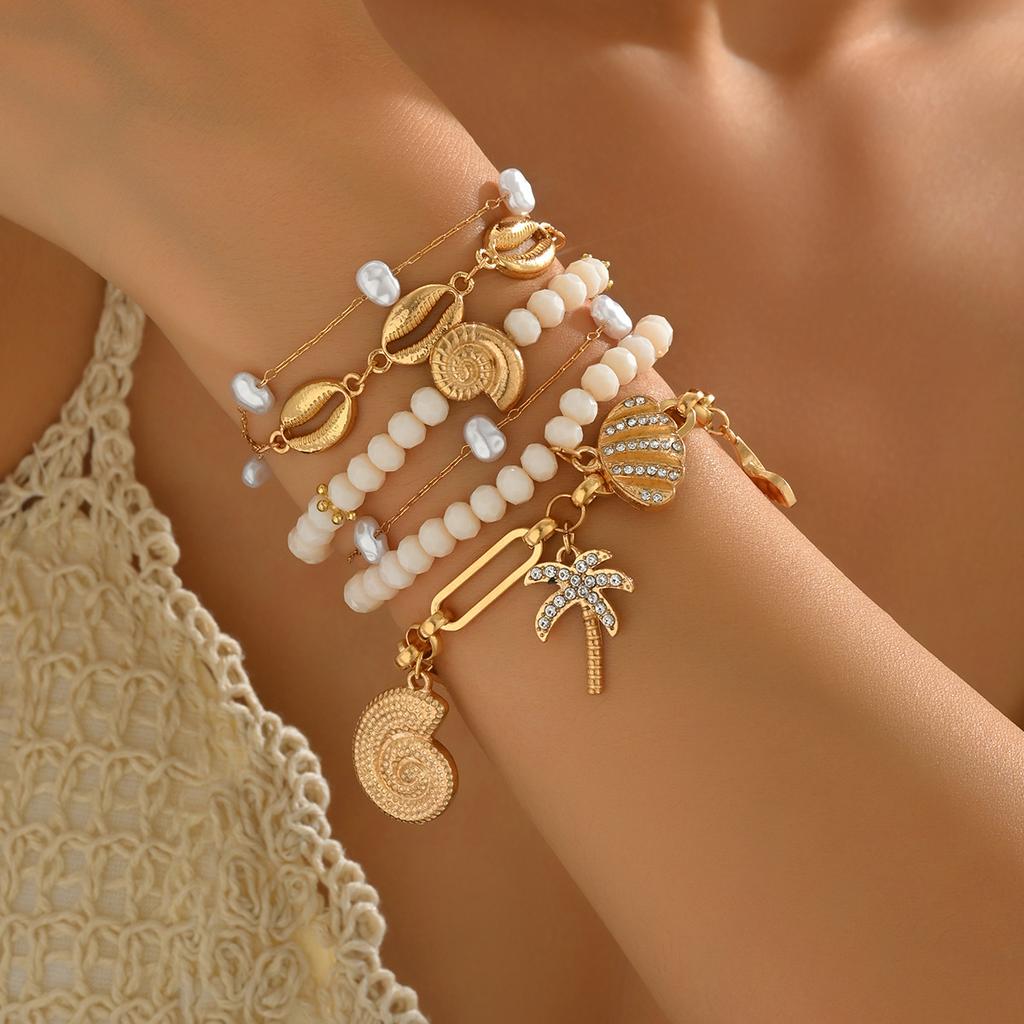 Bracelet European and American jewelry women's rice bead alloy shell pendant niche bracelet high value
