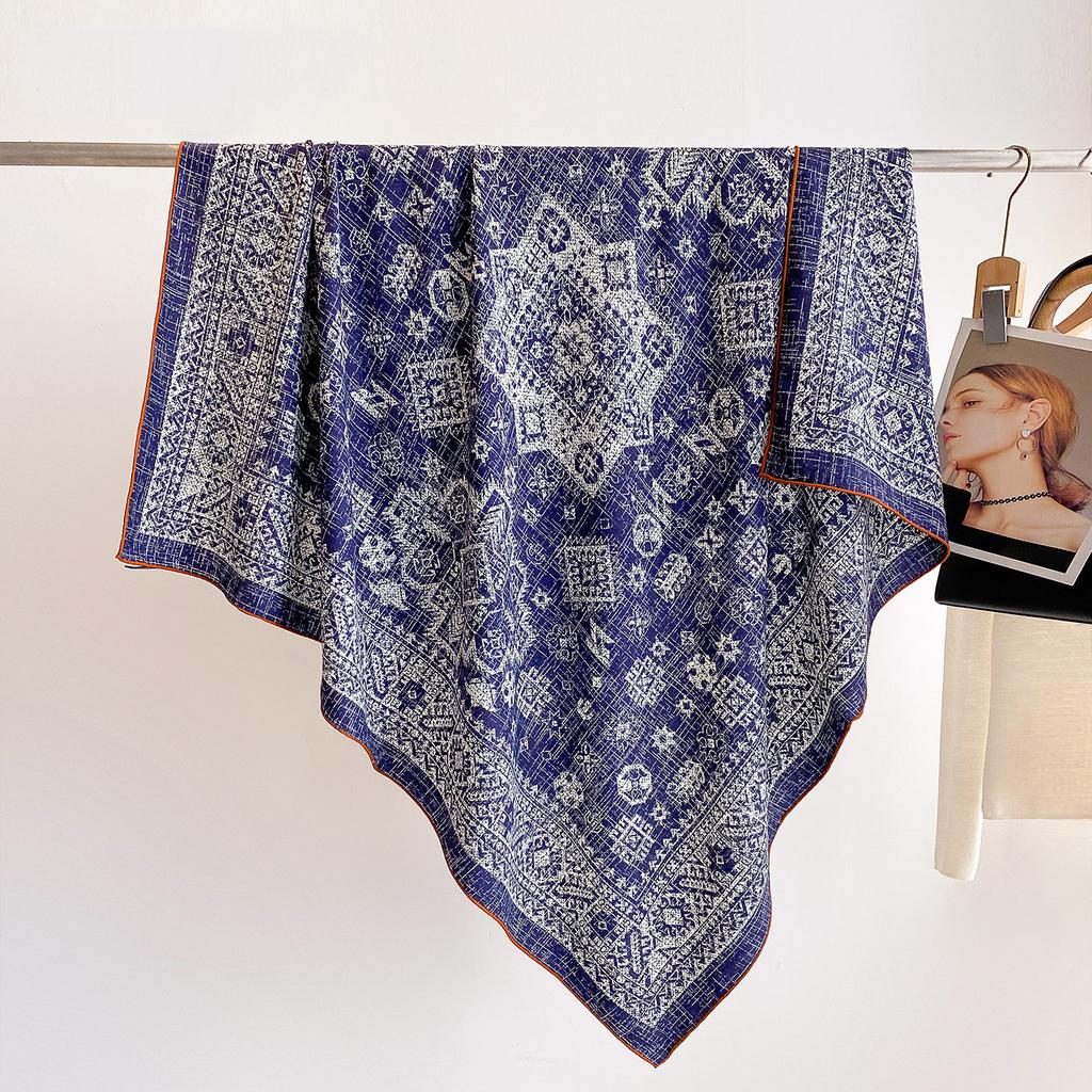 2025 autumn and winter new fashion versatile 135cm silk wool square scarf high-end neck care skin-friendly silk wool silk scarf
