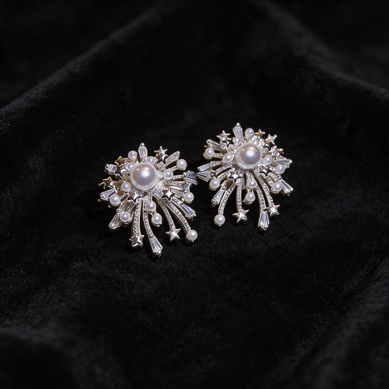 18k Gold-Plated Zircon Pearl Fireworks Stud Earrings – Elegant Luxury Design