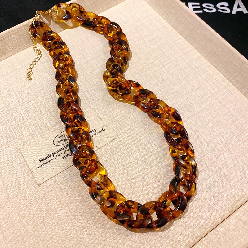 Geometric Chain Leopard Print Necklace Autumn and Winter Simple High-end Clavicle Chain Personalized Retro Fashion Temperament Jewelry