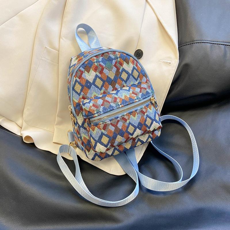 

Рюкзак в национальном стиле 2025, ромбовидный дизайн с контрастными цветами, мини-портативный, корейская версия, легкий дорожный рюкзак синий