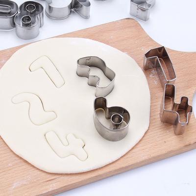 Kitchen Baking Mold Cake Decorating Fondant Plunger Tools Cookies Mold 6T