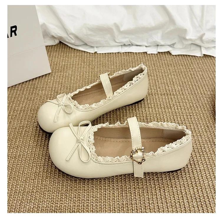 Fashion Retro round Toe Flat Bottom Mary Jane Shoes Women's Soft Sole Spring Autumn Dress Shoes Polka Dot Pattern Rubber Outsole