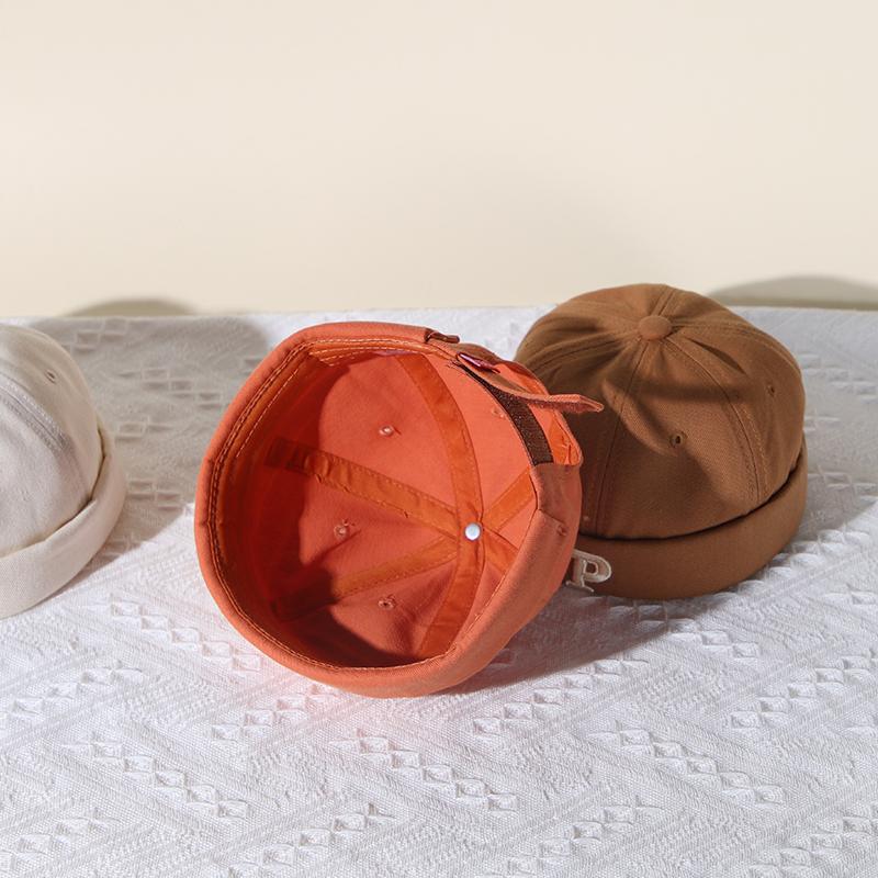 Nowe Czapki Dziecięce Bez Daszka z Nadrukiem Liter Jednokolorowe Chłopięce Dziewczęce Czapki Hip Hopowe Harajuku Cool Regulowane Dziecięce Czapki Beanie