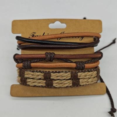 Minimalistisches handgefertigtes Hanfseil- und Lederarmband-Set: Unisex Retro Stern Design