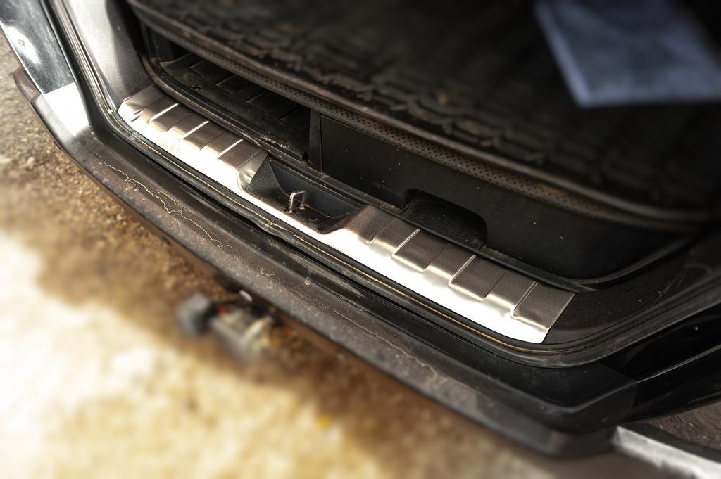 

Накладка на задній поріг 2007-2010 (нерж) для Nissan X-trail T31