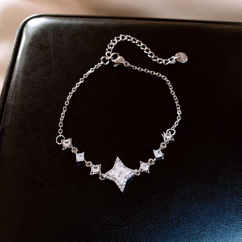 Elegante Geometrische Zirkonia Armband voor Damesmode - Veelzijdig, Trendy Bangle Sieraden