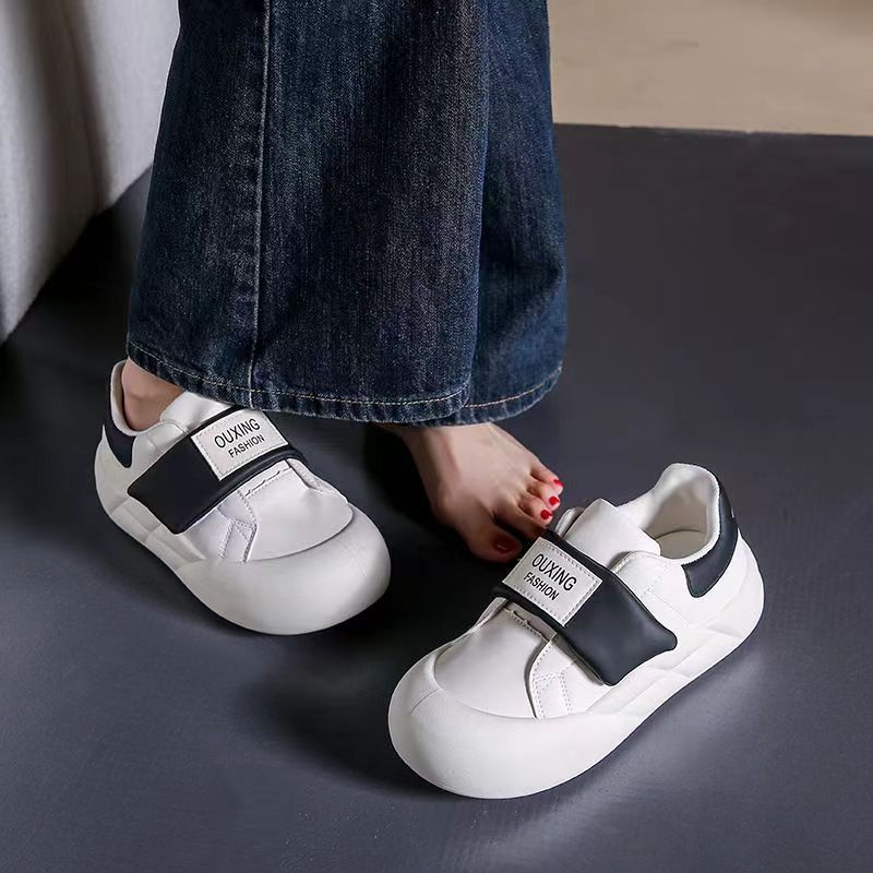 White Shoes Women's Autumn New Thick Bottom Versatile Sports Muffin Soft-Soled Velcro Bread Shoes Trendy Sneakers