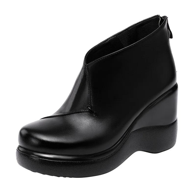 Small Size 32-43 Quality Soft Leather Shoes Women Platform Wedges Fall Winter 2025 Warm Plush High Heels Ankle Boots for Mother