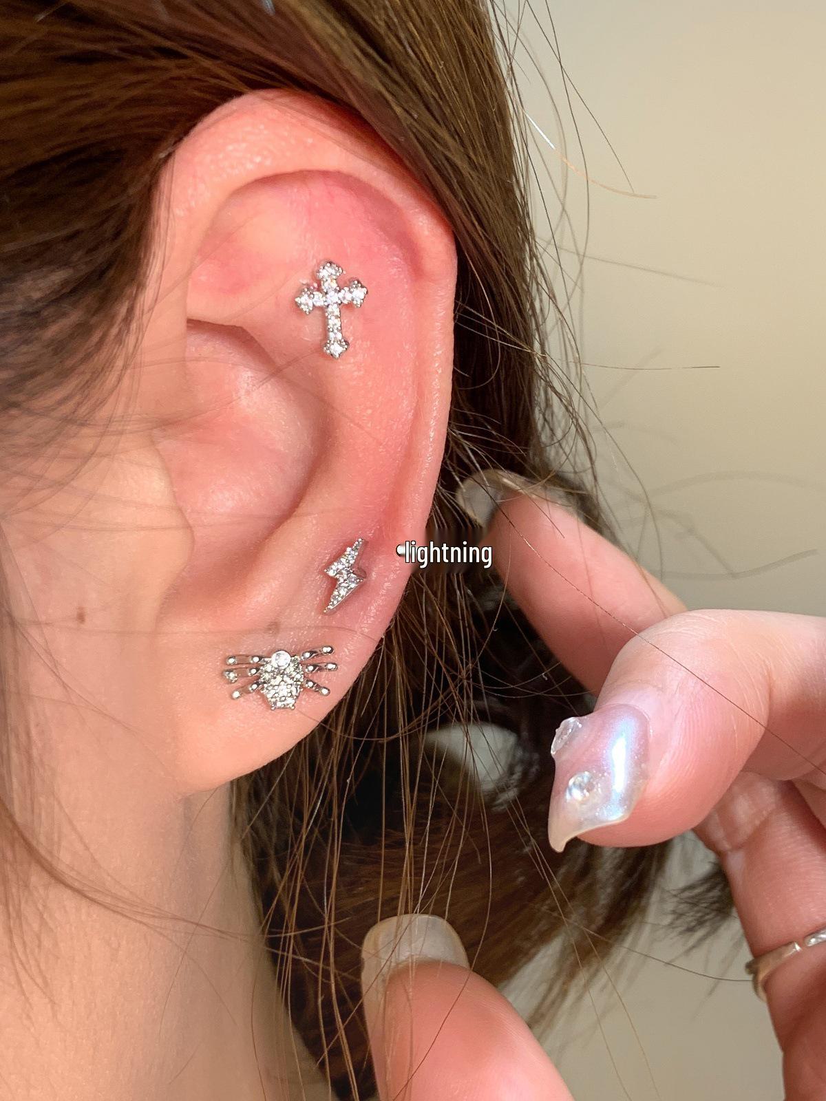 

Кафф из титановой стали в форме тайской пряной змеи – антиаллергенный и стильный дизайн для женщин