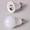 E27 LED RGBW Lampe Scheinwerfer Glühbirne 220V LED-Glühbirnen 4W 10W 15W IR Fernbedienung LED-Glühbirne 2835 SMD Dimmbar Magische Glühbirne 110V
