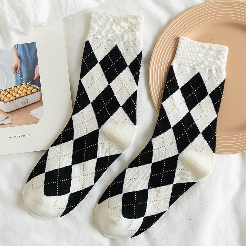 

Women s Argyle Mid-Calf Jacquard Socks, Trendy Spring/Autumn Japanese-Inspired Sports Style One Size