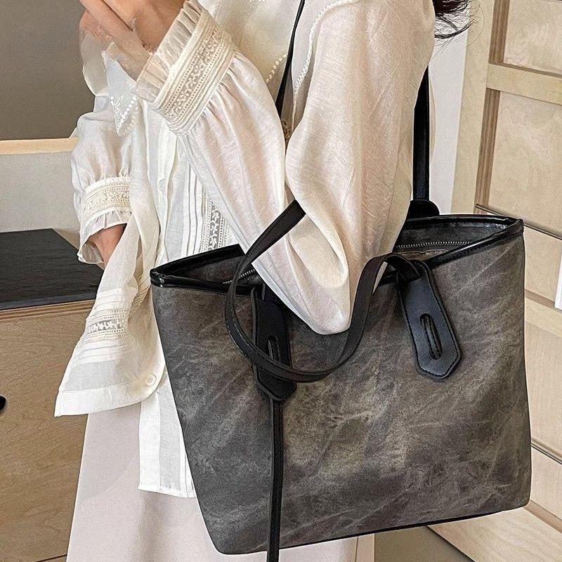 Tote Bag for Women Large Capacity Commuter Bag Summer Casual Versatile Shoulder Bag College Student Class Bag