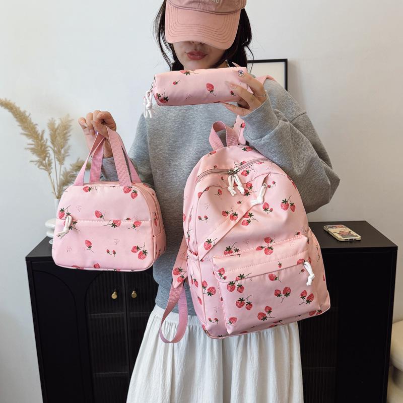 Nuovo Set Zaino Scolastico a Tre Pezzi Cartoon Fragola Grande Capacità 2026 - Resistente all'Usura, Carino, Borsa a Spalle Doppie Casual