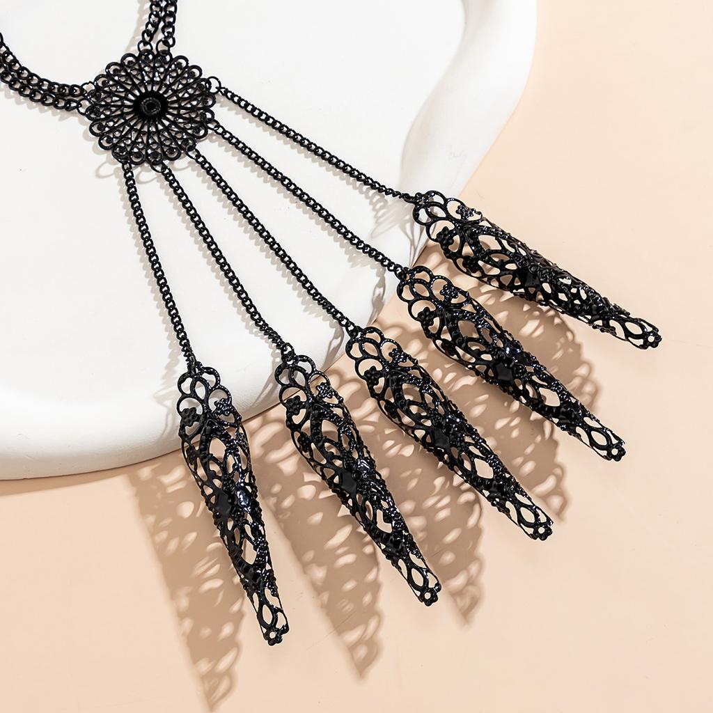 Gothic Punk Hollow Finger Ring Link Chain Flower Bracelet for Women Punk Gold Color Cuban Chain Hand Vintage Jewelry Party