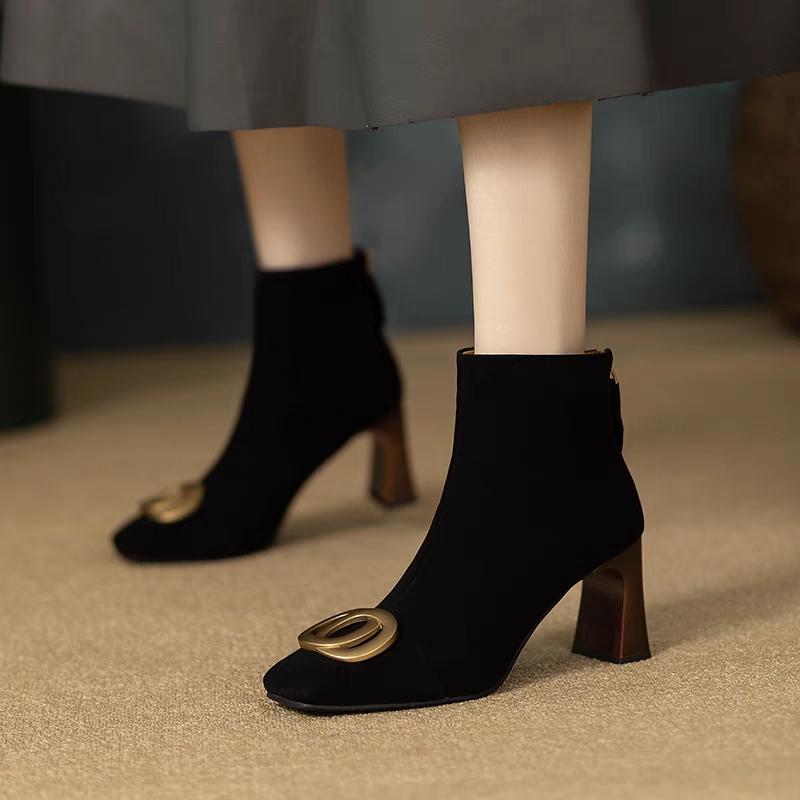 Podzim Zima Vysoce Kvalitní Design na Zip Vysoký Podpatek Dámské Kozačky 2024 Trend Nová Kovová Dekorace Ležérní Párty Dámské Kotníkové Kozačky