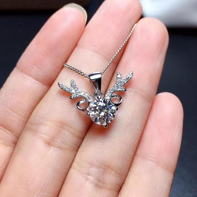 18K White Gold Plated 925 Sterling Silver Deer Diamond D Color Brilliant Cut 1 Carat Moissanite Pendant Necklace Women Jewelry