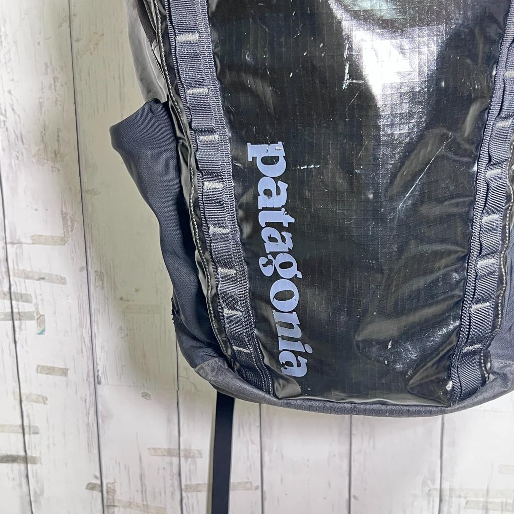 Patagonia Black Hole Pack 32L Backpack 49301 Travel Bag Hiking Daypack