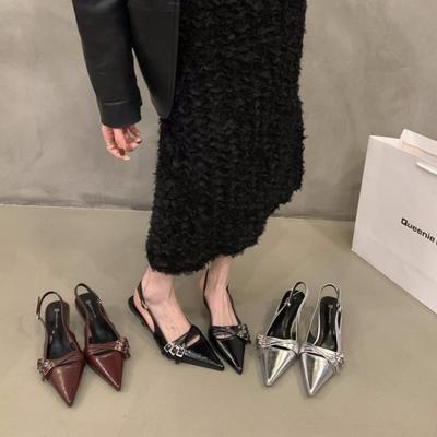 Niche talons hauts rouge sac tête sandales chaussures de fée nouveau printemps et été noir français pointu chaussures simples