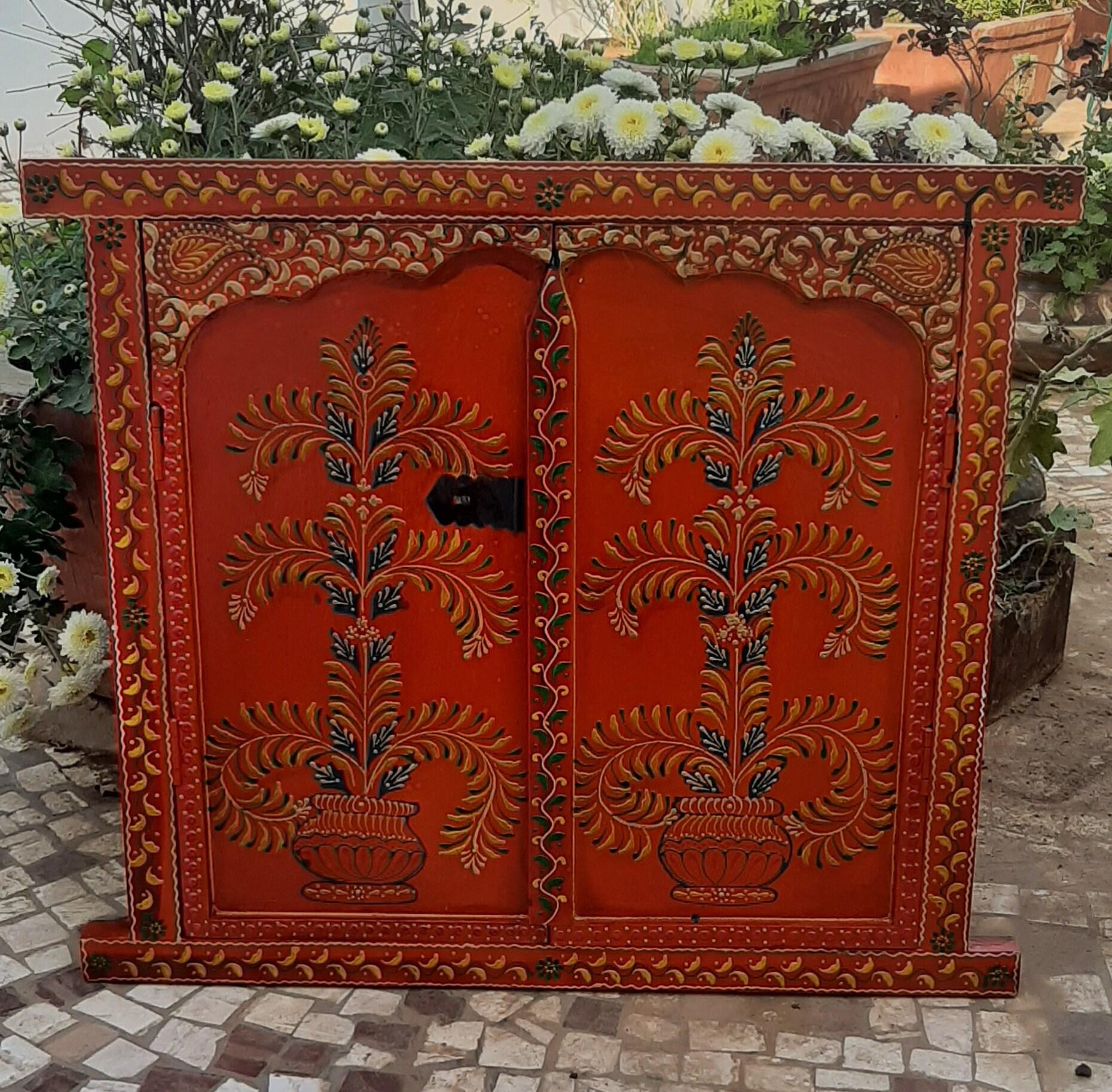 Embossed Orange Painted Wood Wall Hanging: Indian Folk Art Window разноцветный