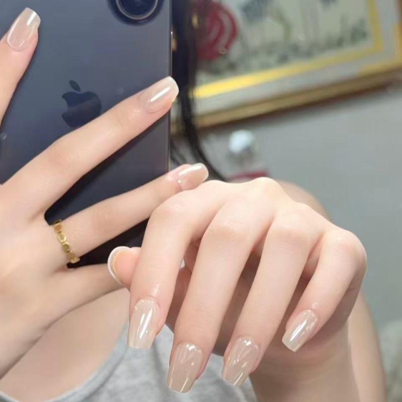 Elegant Milk White Press-On Nails: 2026 Pearl Cat Eye for Commuting & Daily Use