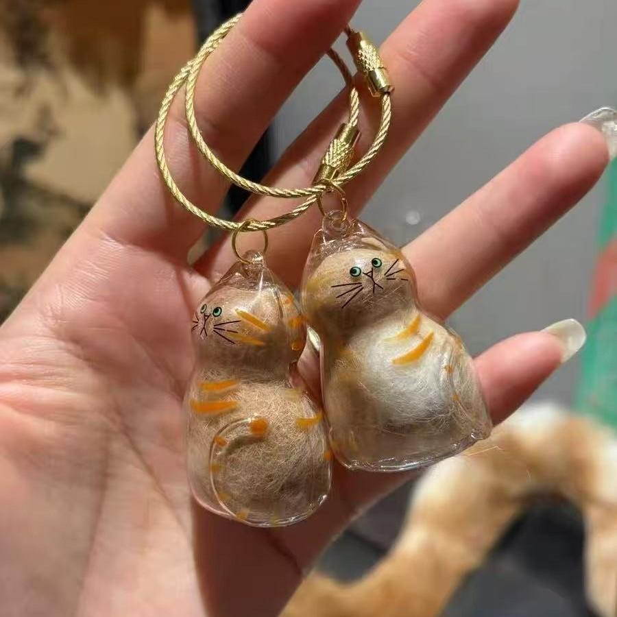 Transparent Cat Hair Storage Box Pendant Twisted Egg Cat Hair Storage Capsule Commemorative Collection Bag Keychain Pendant