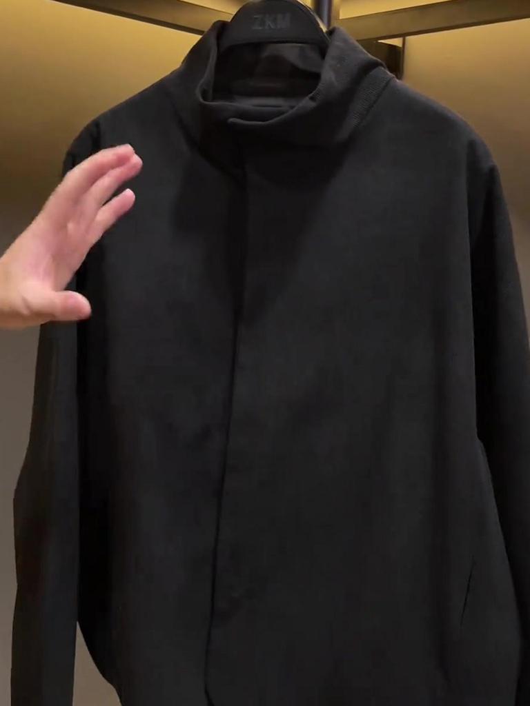 Japanese High Street Men's Retro Stand Collar Jacket - Solid Color, Casual Loose Fit (2025 Autumn Collection)