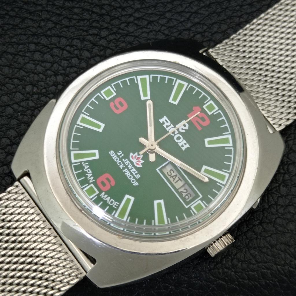 JAPAN VINTAGE RICOH R31 AUTOMATIC MENS GREEN COLOR DIAL WATCH a707742-1