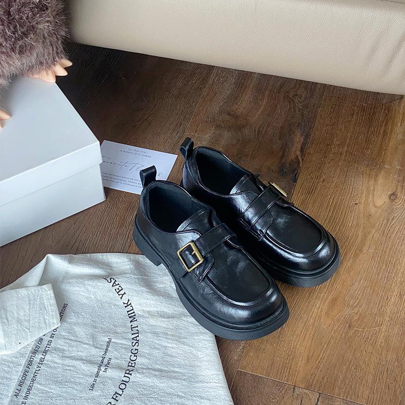 

2025 новая текстура британский стиль повседневный ленивый модный темперамент лоферы женские на одной педали jk одинарная обувь 35 чёрный