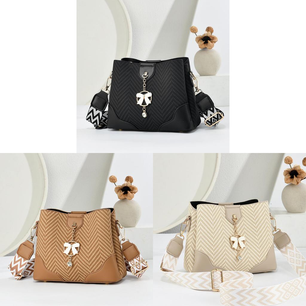 Womens Water Bucket Handbag With Adjustable Strap And Zipper Closure For Casual Outings