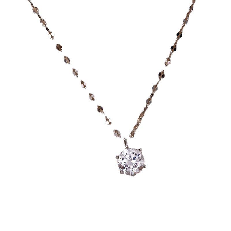 Korean Style Diamond Zirconia Clavicle Necklace for Women - Retro Fashion, Simple & Trendy Ornaments