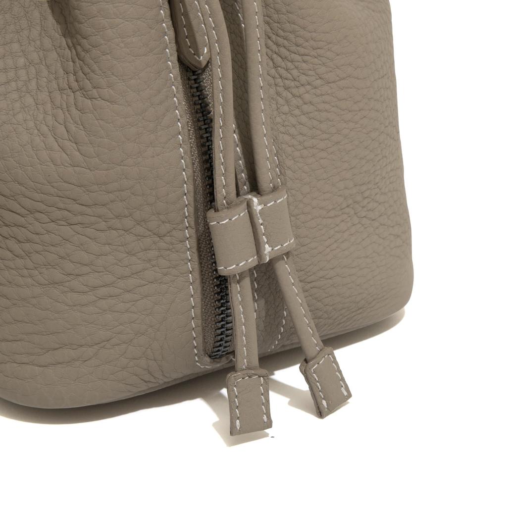 UNTRACK ECCO Tote Drawstring Taupe Bag, Leather, 2L, No. 60411, Men's,