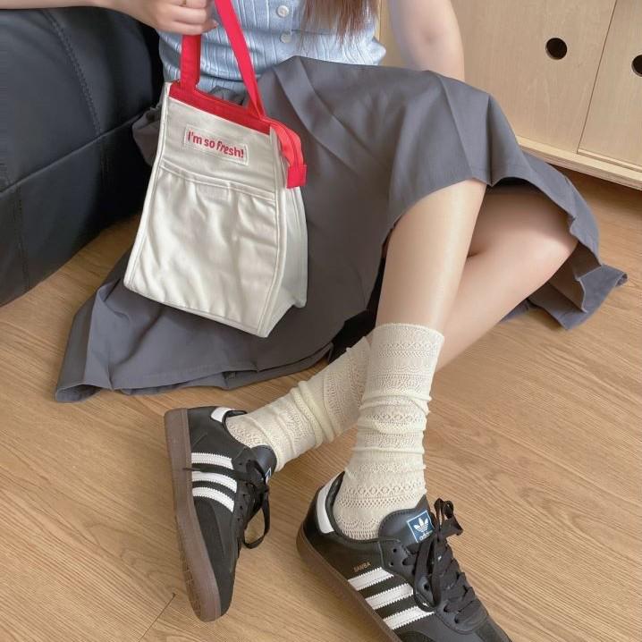 Niche Retro Lace Hollowed Slimming Calf Socks