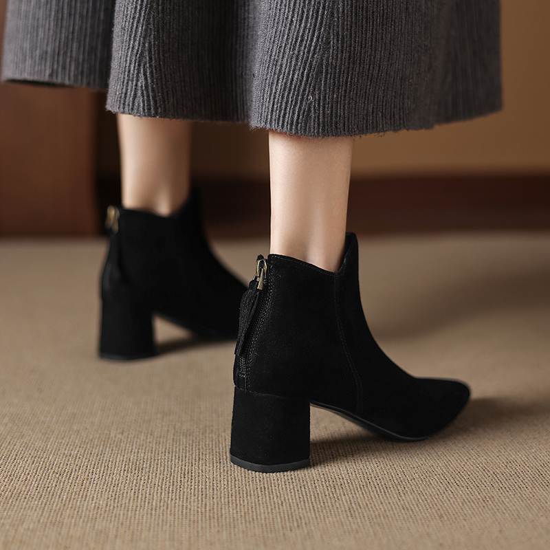 Krazing Pot Cow Suede Nubuck Pointed Toe Thick Heels Chelsea Boots Size 43 Zip Basic Clothing Women Ankle Boots