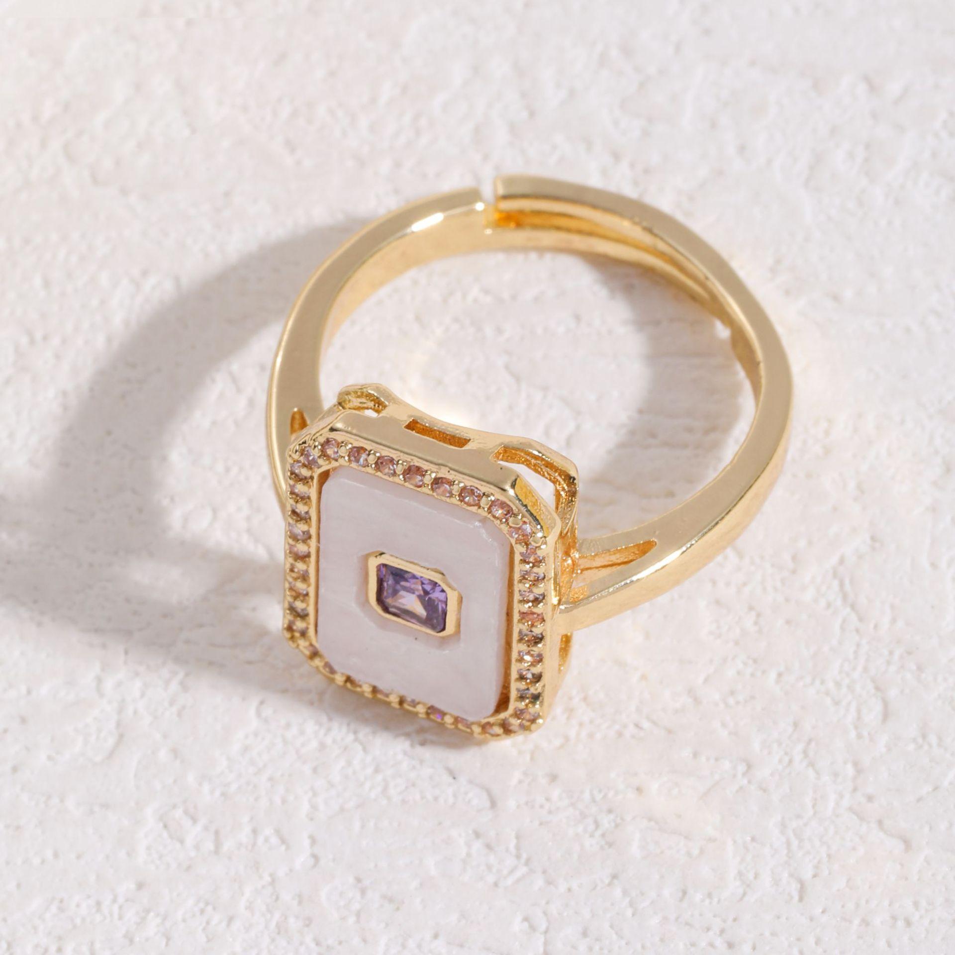 

Цирконовое квадратное ожерелье для женщин, высококачественные темпераментные микросерьги, кольца и аксессуары.